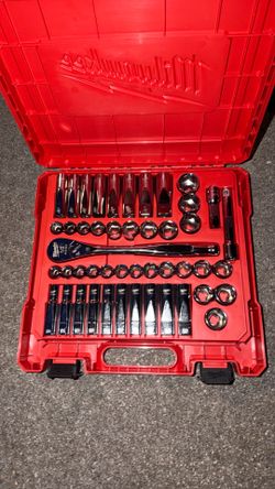 Milwaukee 47 piece 1/2 ratchet set