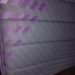 NEW  ( firm Queen Size Thick Mattress 6 Months old )