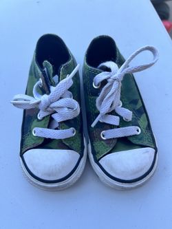 Baby Boy Converse Sz6