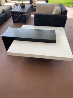 Center Leaving room Table