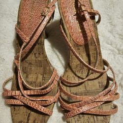 Women's Size 8 Pink Crocodile Strappy High Heel Shoes