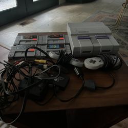 Super Nintendo W/ Games 