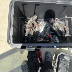 Craftsman’s 19.2 volts Power Tools 