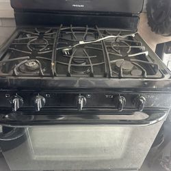 five burner gas stove and refrigerator 