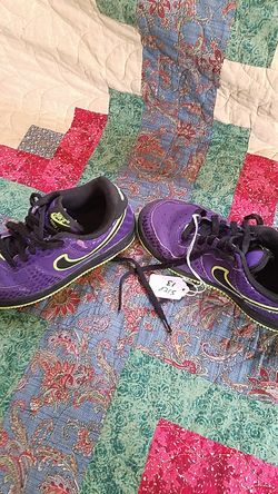 Boys Nike size 13