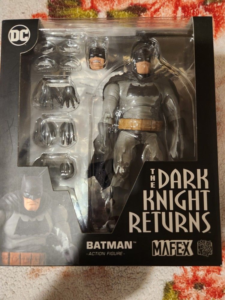 Mafex Marvel Legends Batman The  Dark Knight  Returns 
