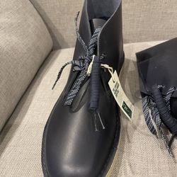 Desert Clarks Navy Leather