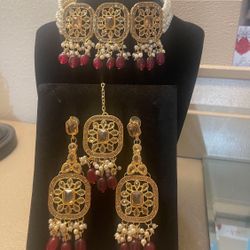 Necklace Set 