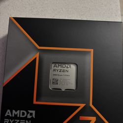 AMD Ryzen 7 9700X( FACTORY SEALED)