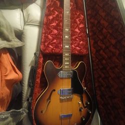 Gibson 1968 ES330 TD hollow Body Guitar.