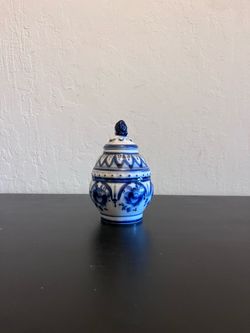 Russian Ghzel Porcelain Jar