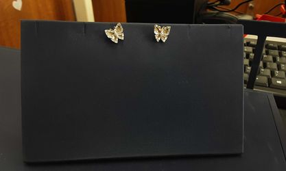 Earrings - Yellow Gold 10k (.417) 3.3 grams