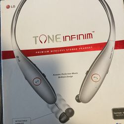LG Tome Infinim  HBS -900 Wireless  Stereo Headset Silver