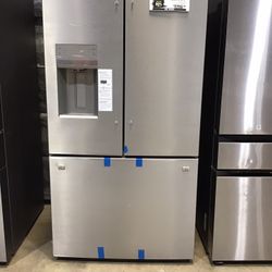 Frigidaire Refrigerator 