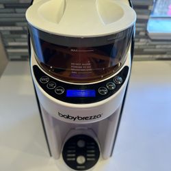 Baby Brezza - Baby Formula Dispenser 