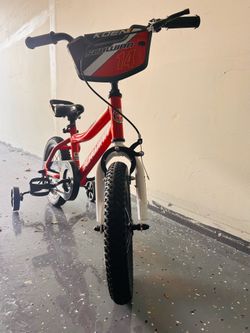 Kids Bike – Barely Used, Like New Condition