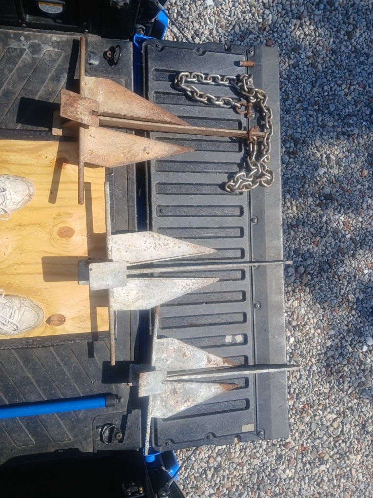 3 DANFORTH ANCHORS