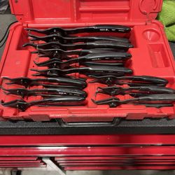 Matco 12  Piece Internal & External Snap Ring Pliers Set