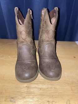 Girls boots size 12