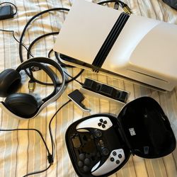 PS5 Pro Bundle – Edge Pro Controller, Pulse Elite Headset, Disc Drive