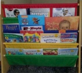 Kids Sling Bookshelf with Books
