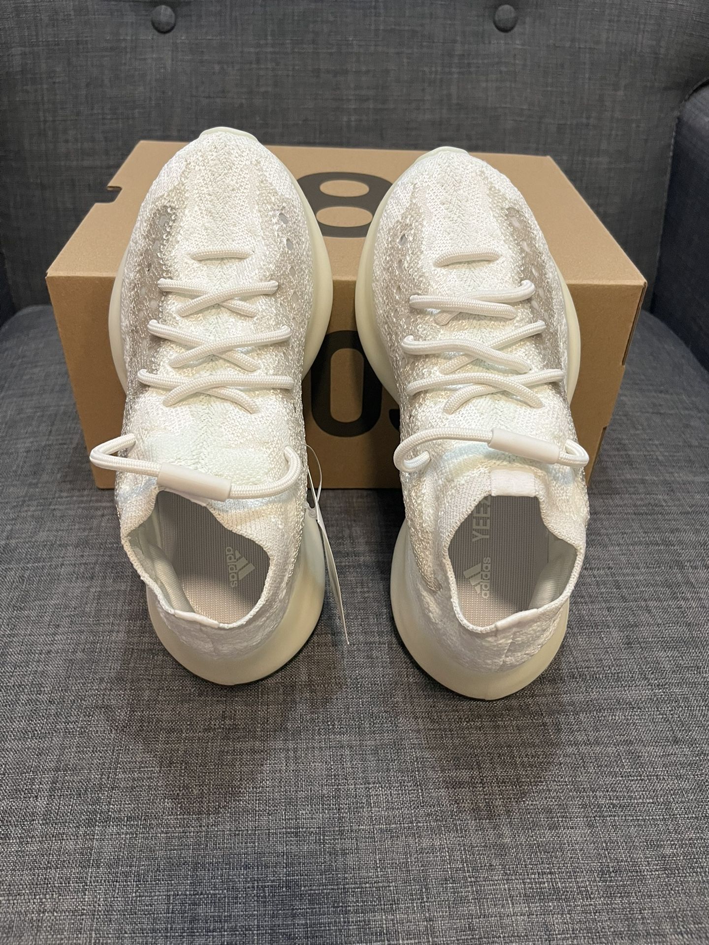 Yeezy Boost 380 Calcite Glow size 6.5 Deadstock Size 9 - adidas Yeezy Boost 380 Calcite Glow Brand New Og  main image 4