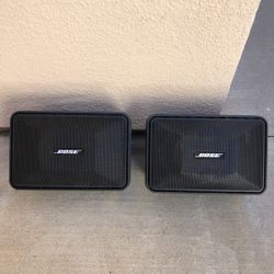 Bose 101 series music speakers