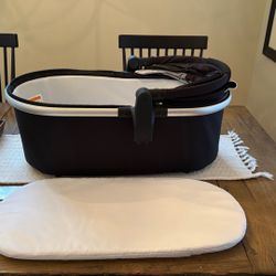 Mockingbird Bassinet 