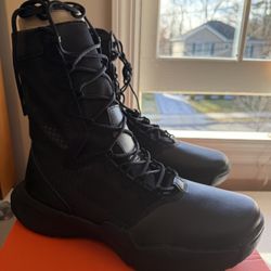 NIKE SFB B1 Men’s size: 10.5  BRAND NEW IN BOX. Never worn!