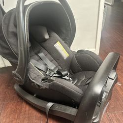 Evenflo Litemax Infant Car seat And Base