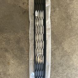 2011 Ford Edge Front Bumper Grille
