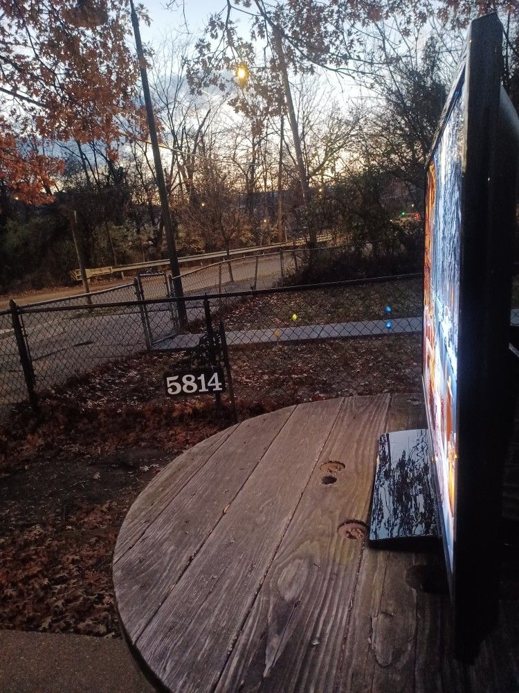 42 INCH SAMSUNG 1080P HDTV WITH ROKU REMOTE AND HDMI PORTS $125 FINAL PRICE 