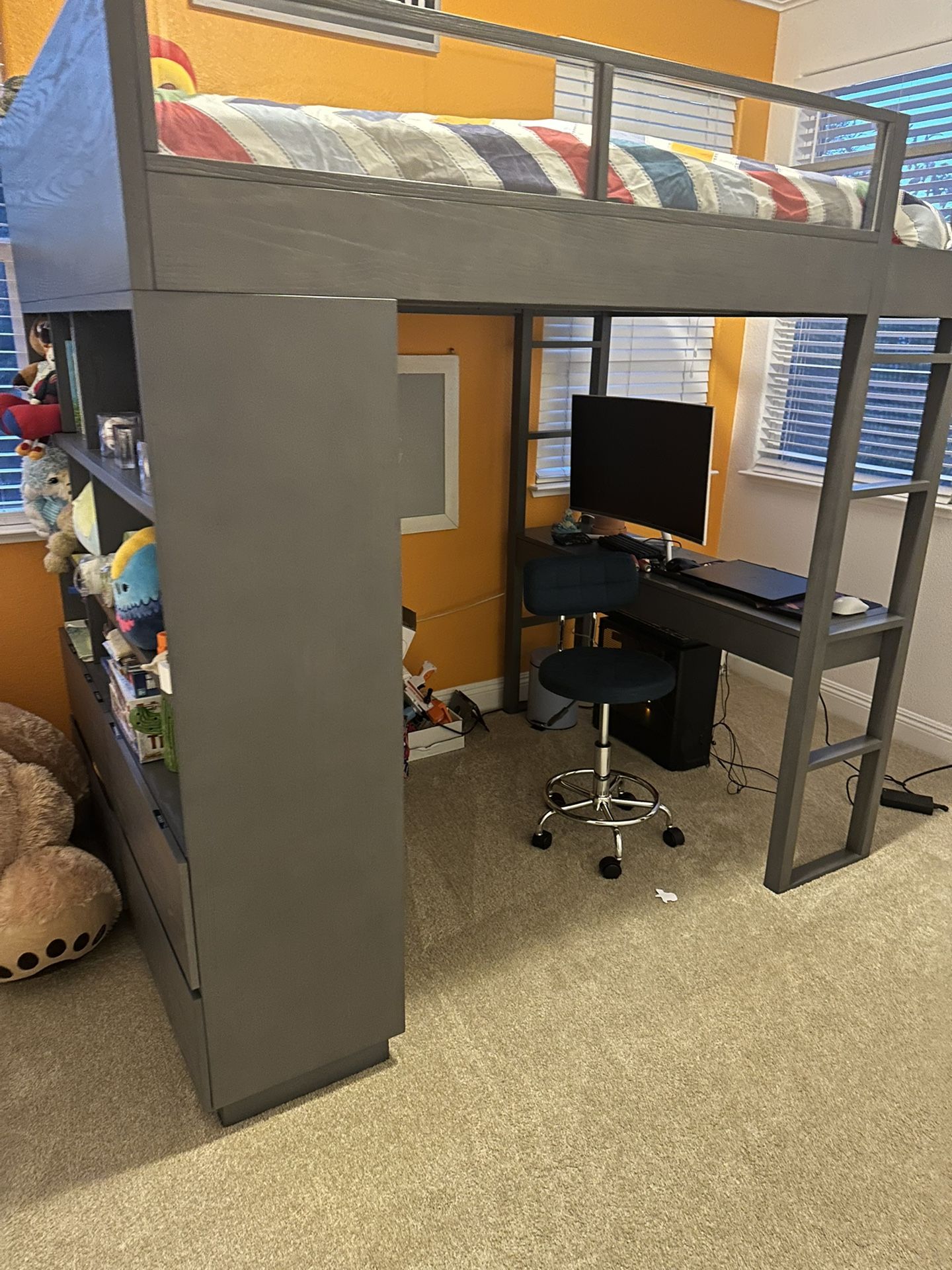 ⚙️ Pottery Barn Gray Loft Bed – Modern Desk & Storage Setup