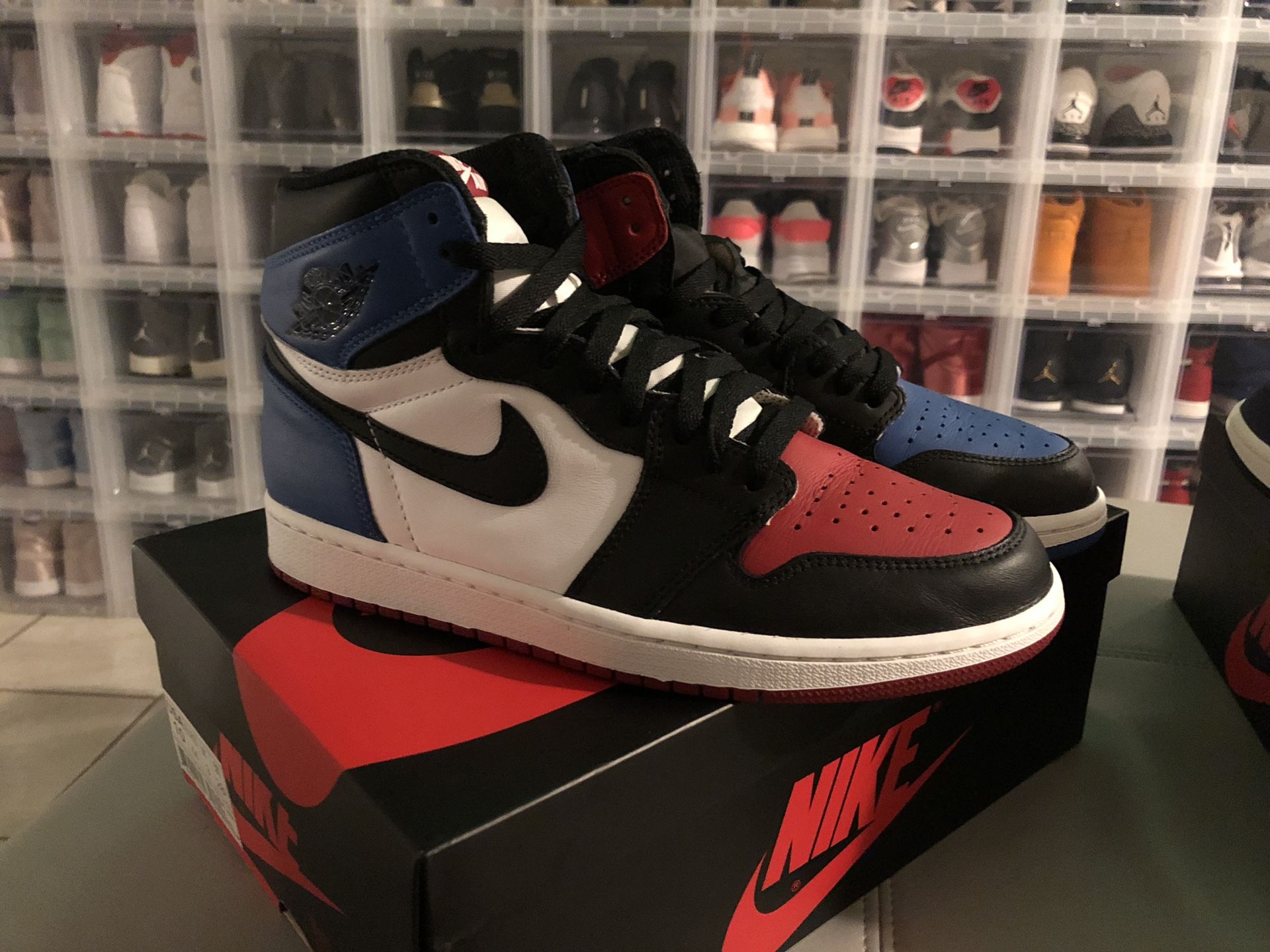 Size 10 Nike air Jordan retro 1 “top 3”