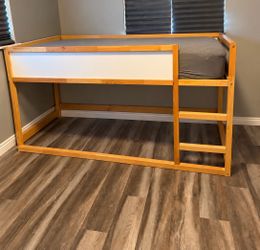 Bunk bed