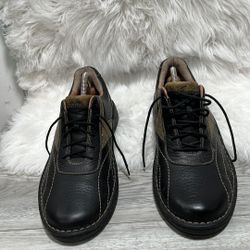 Clarks Black Leather Lace-Up 2-Tone Comfort Casual Sneakers for Men, Size 10 M