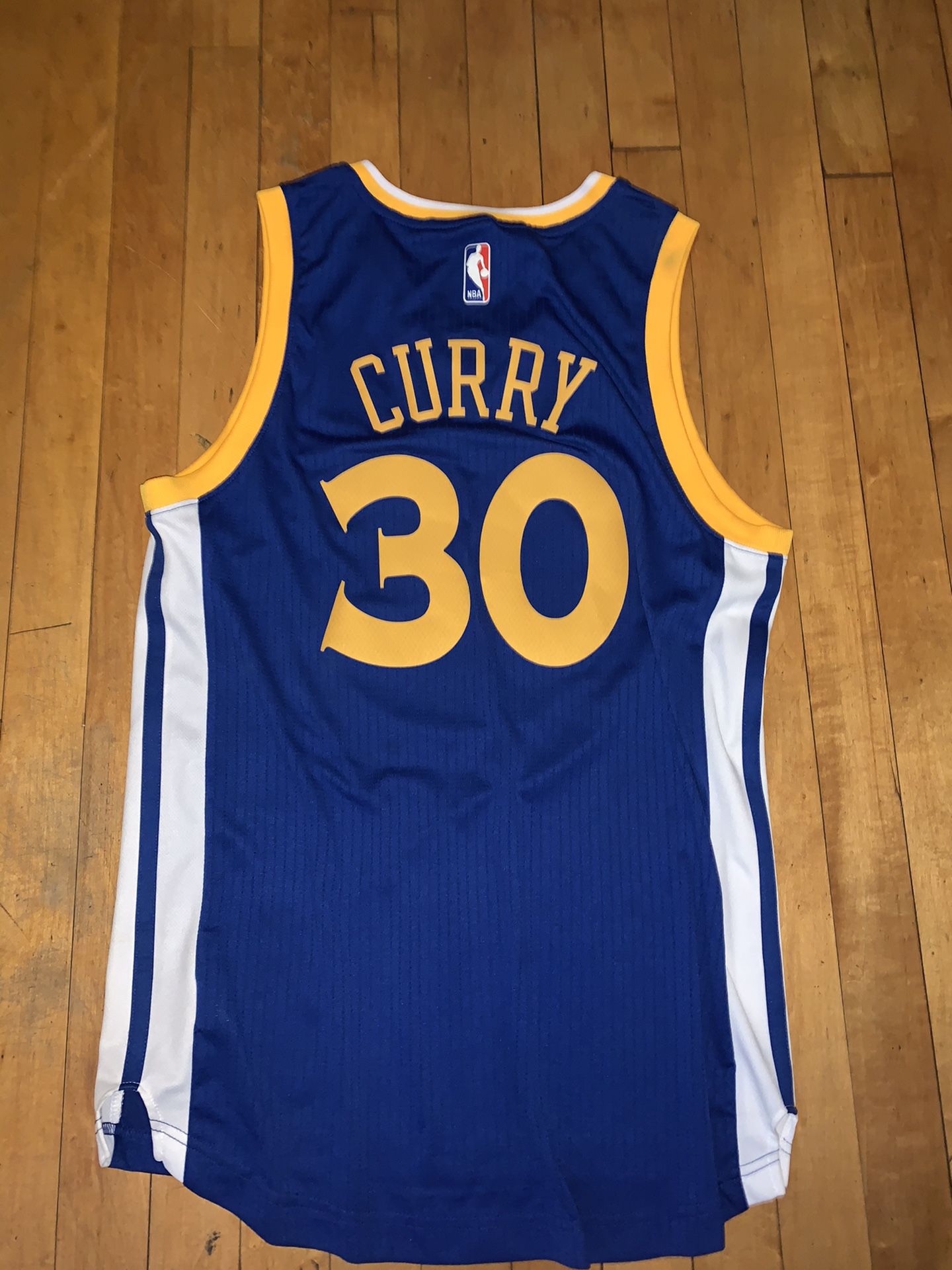 GSW Stephen Curry Jersey Size Small