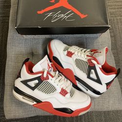 Jordan 4 Fire Red - Size 9M