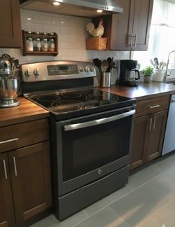 GE dark Stainless Steel Electric Range