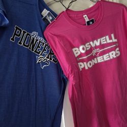 BOSWELL HIGH SCHOOL ADULT size S/ LG $5 each!

PINK- (3) MED & (1) LG
BLUE- (3) SM & (1 ) LG 
ASKING $5 EACH ! 