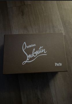 CHRISTIAN LOUBOUTIN • SNEAKERS