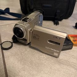 Sony Handycam VHS Video Camera w/ NIGHT VISION