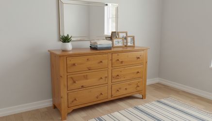 Delivery Available! Solid Wooden Pine 6 Drawer Bedroom Dresser Storage Chest! Drawers all slide great. Some cosmetic wear  58x18x33in