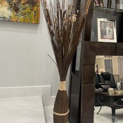 Flower Vase Standing