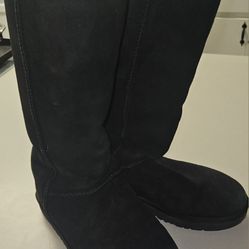Black uggs