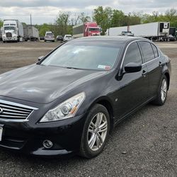 2015 Infiniti Q40
