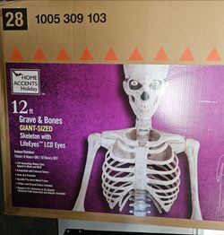 12 ft giant skeleton with LCD eyes- BRAND NEW