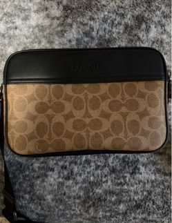 Coach Men’s Crossbody Bag Black Brown Leather Messenger Excellent Condition. CASH ONLY!