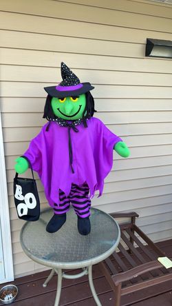 Halloween 36” Witch Porch Greeter Kid w/ Boo bag  1990’s