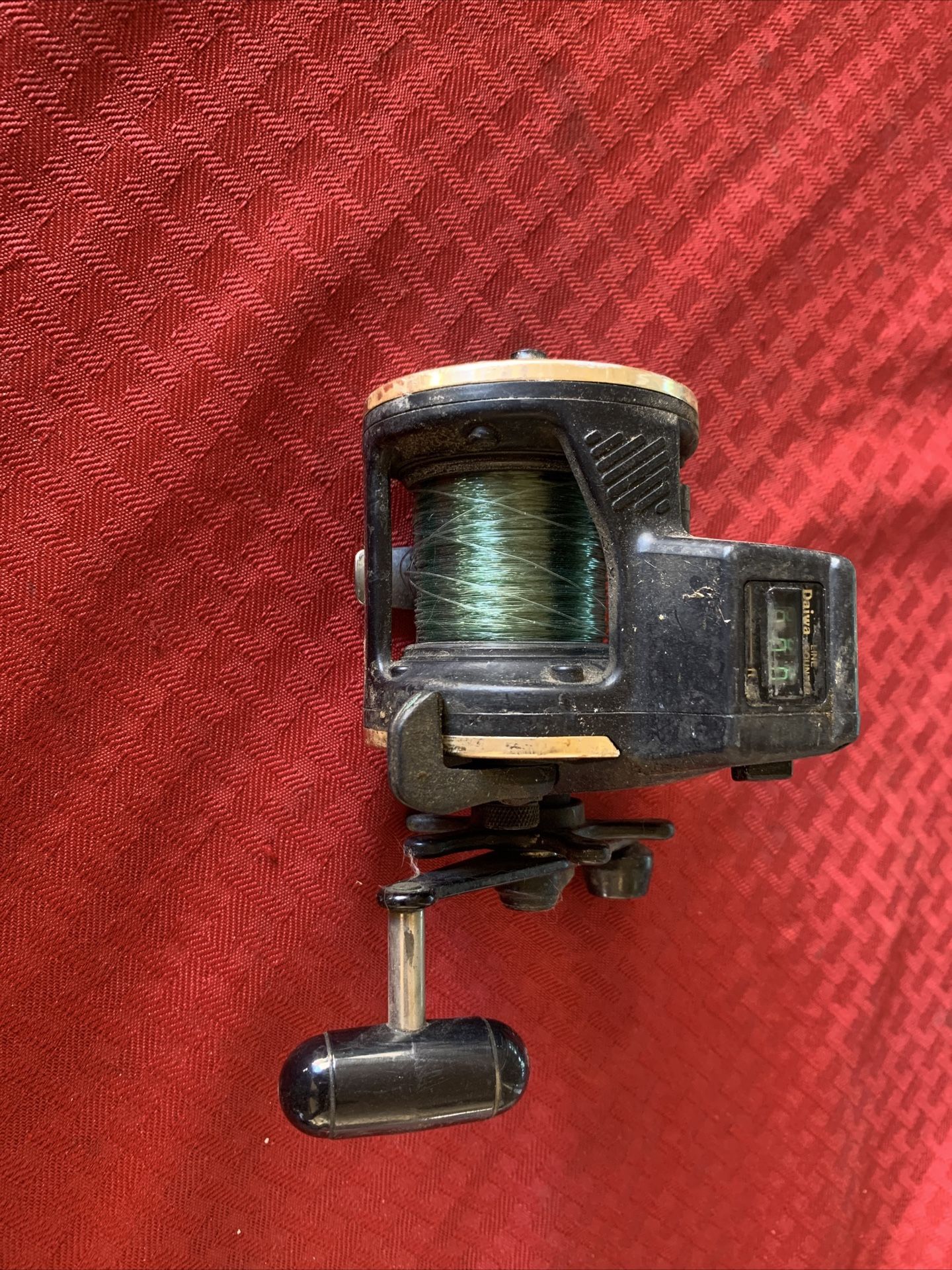 Daiwa SG27LC Sealine Reel - Good Powermesh Drive